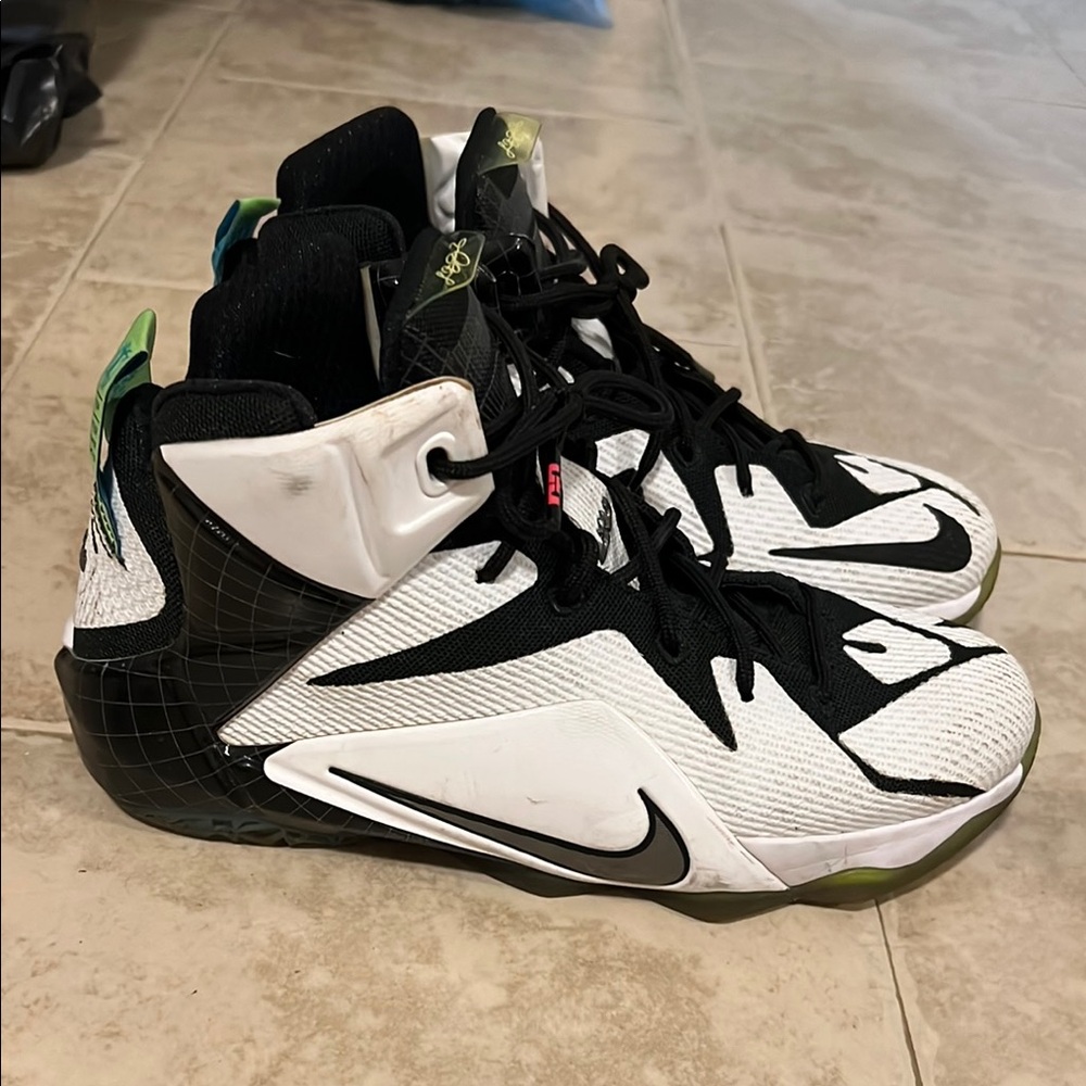 Nike Black and White Basketball Shoes